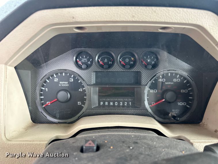 image for item EG0472 2010 Ford F250 Super Duty SuperCab pickup truck