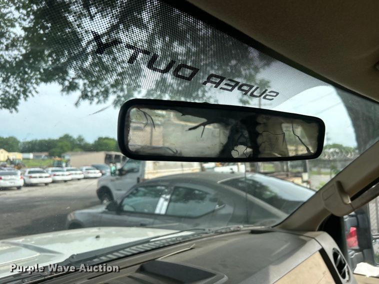 image for item EG0472 2010 Ford F250 Super Duty SuperCab pickup truck