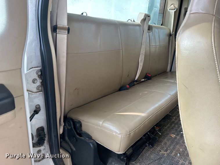 image for item EG0472 2010 Ford F250 Super Duty SuperCab pickup truck