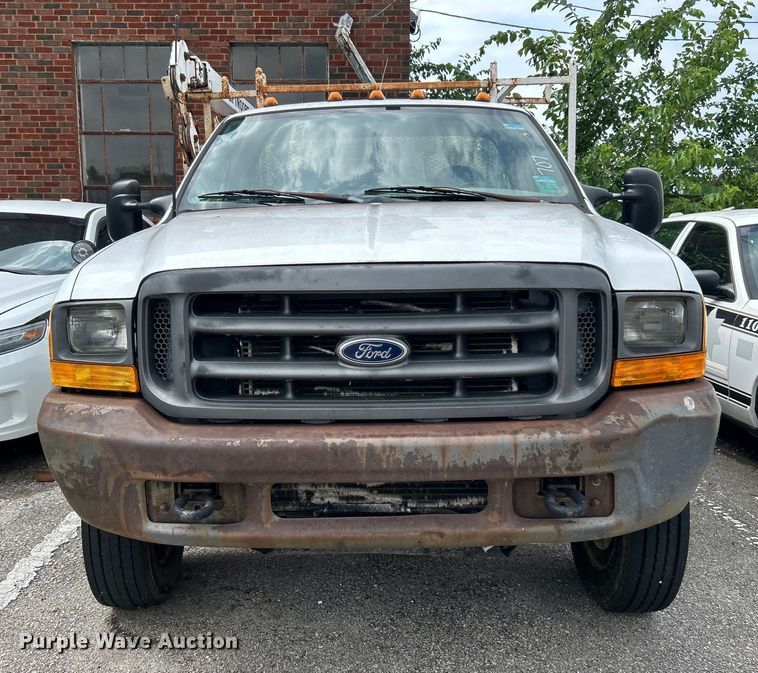image for item EG0474 2000 Ford F450 Super Duty utility / service truck