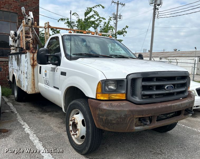 image for item EG0474 2000 Ford F450 Super Duty utility / service truck