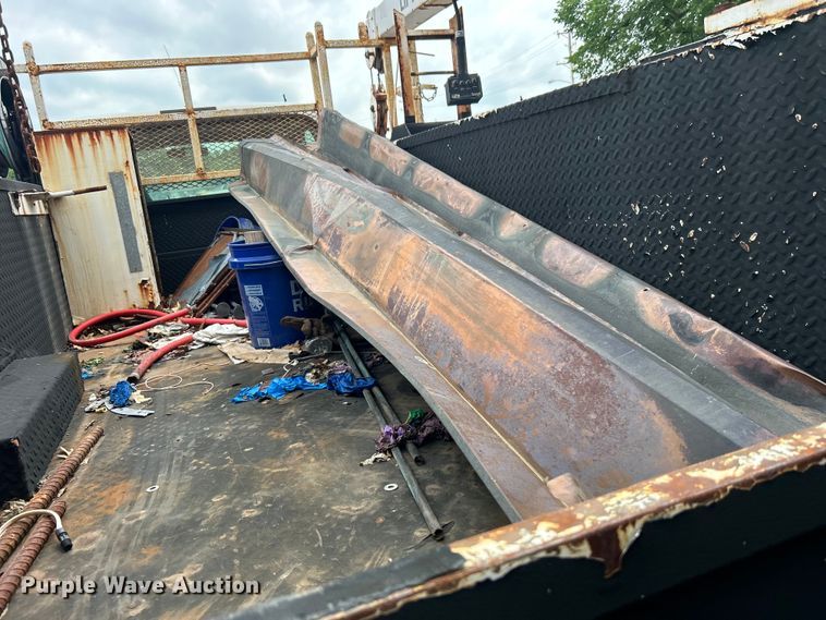 image for item EG0474 2000 Ford F450 Super Duty utility / service truck