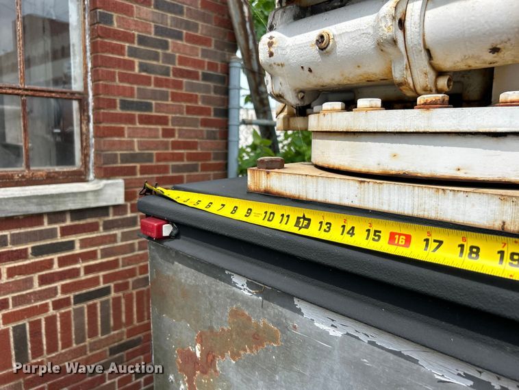 image for item EG0474 2000 Ford F450 Super Duty utility / service truck