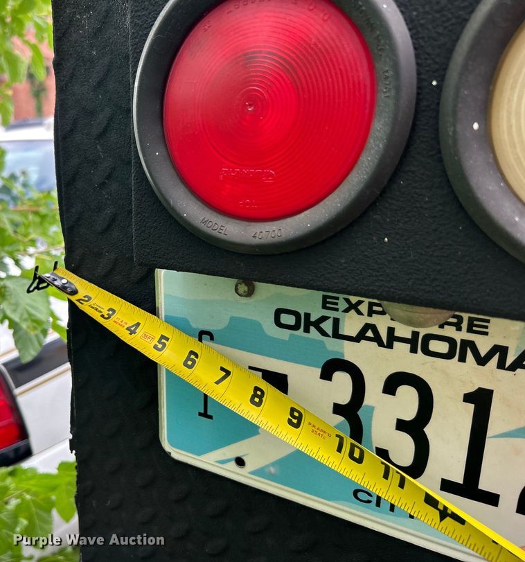 image for item EG0474 2000 Ford F450 Super Duty utility / service truck