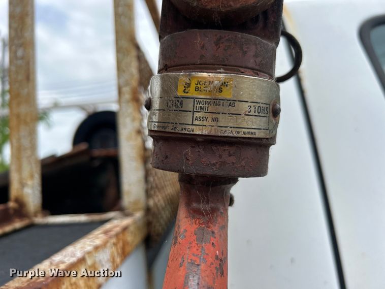 image for item EG0474 2000 Ford F450 Super Duty utility / service truck