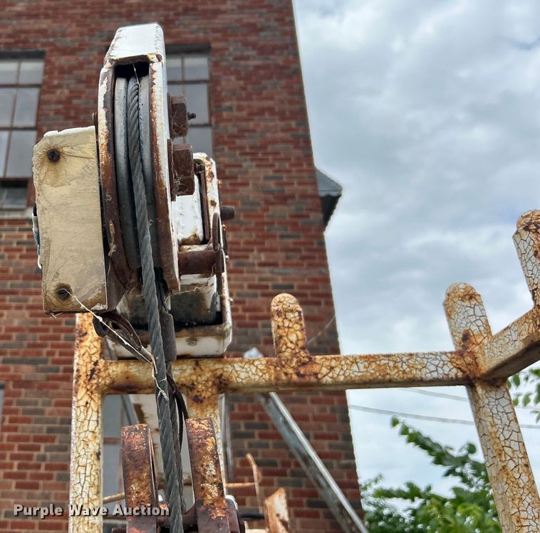 image for item EG0474 2000 Ford F450 Super Duty utility / service truck