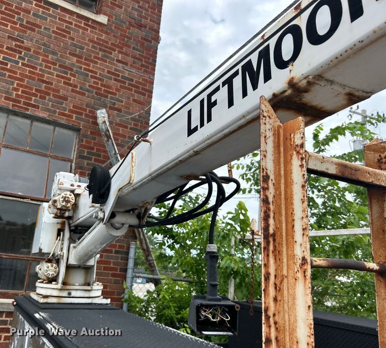 image for item EG0474 2000 Ford F450 Super Duty utility / service truck