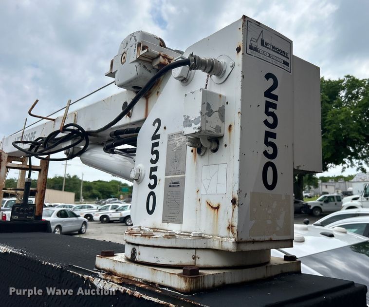 image for item EG0474 2000 Ford F450 Super Duty utility / service truck