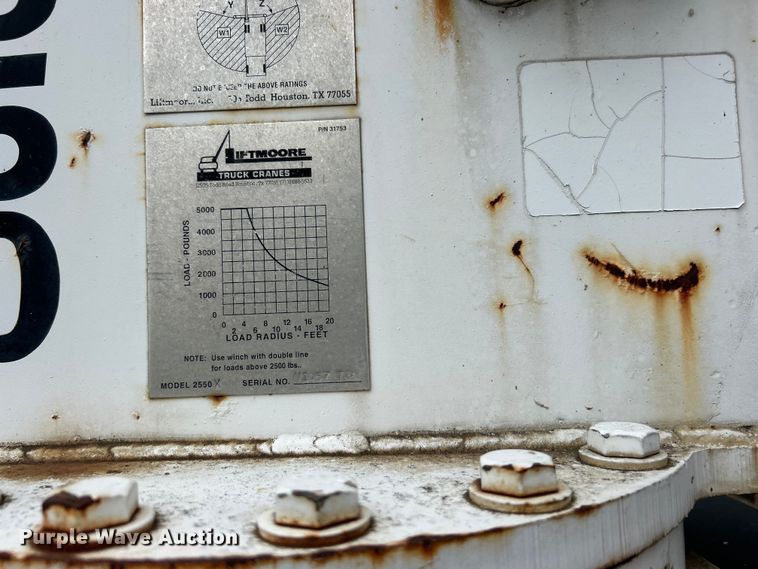 image for item EG0474 2000 Ford F450 Super Duty utility / service truck