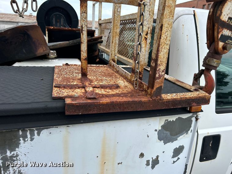 image for item EG0474 2000 Ford F450 Super Duty utility / service truck