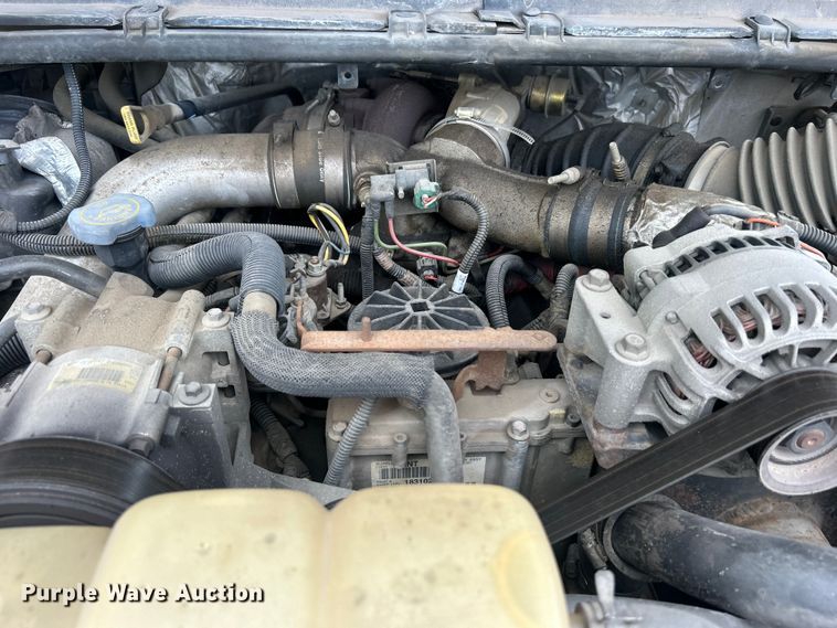 image for item EG0474 2000 Ford F450 Super Duty utility / service truck