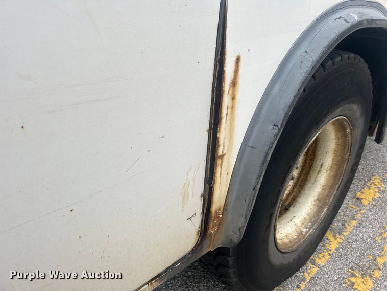 image for item EG0475 2008 International 4400 utility / service truck