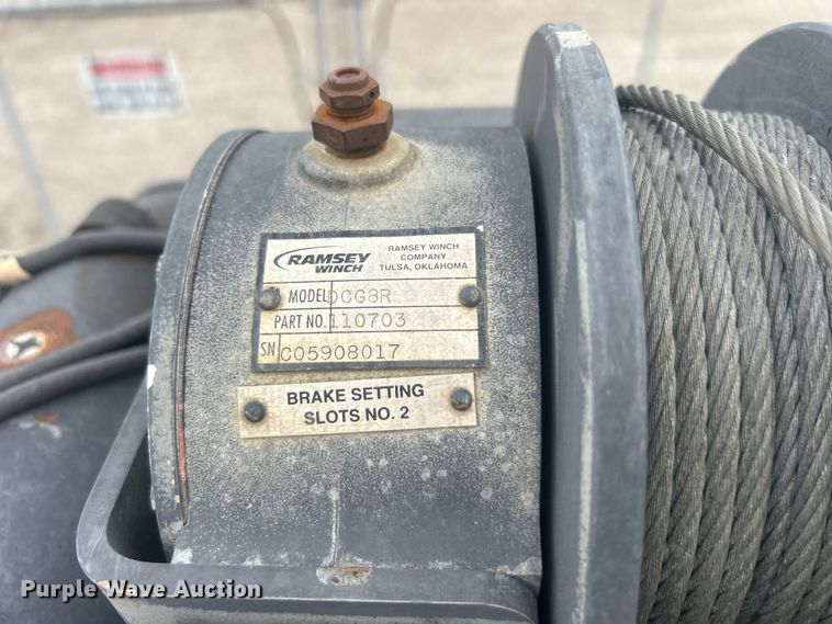 image for item EG0475 2008 International 4400 utility / service truck