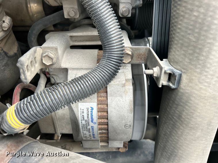 image for item EG0475 2008 International 4400 utility / service truck