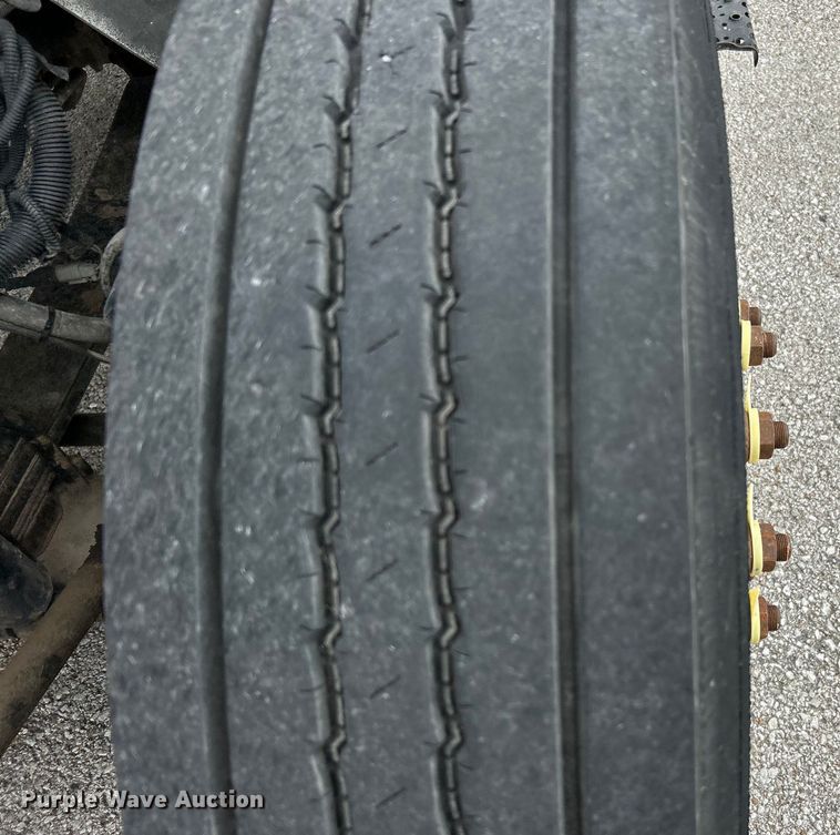 image for item EG0475 2008 International 4400 utility / service truck