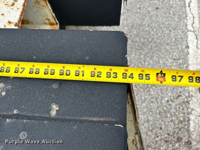 image for item EG0476 2009 International 4400 utility / service truck