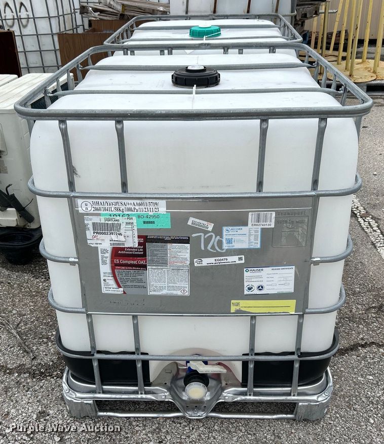 image for item EG0479 (2) poly totes