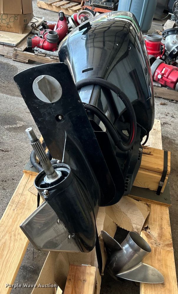 image for item EG0483 1999 Mercury Marine Marine1 outboard engine