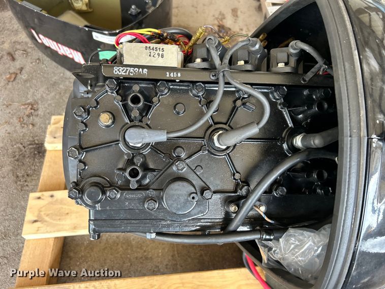 image for item EG0483 1999 Mercury Marine Marine1 outboard engine