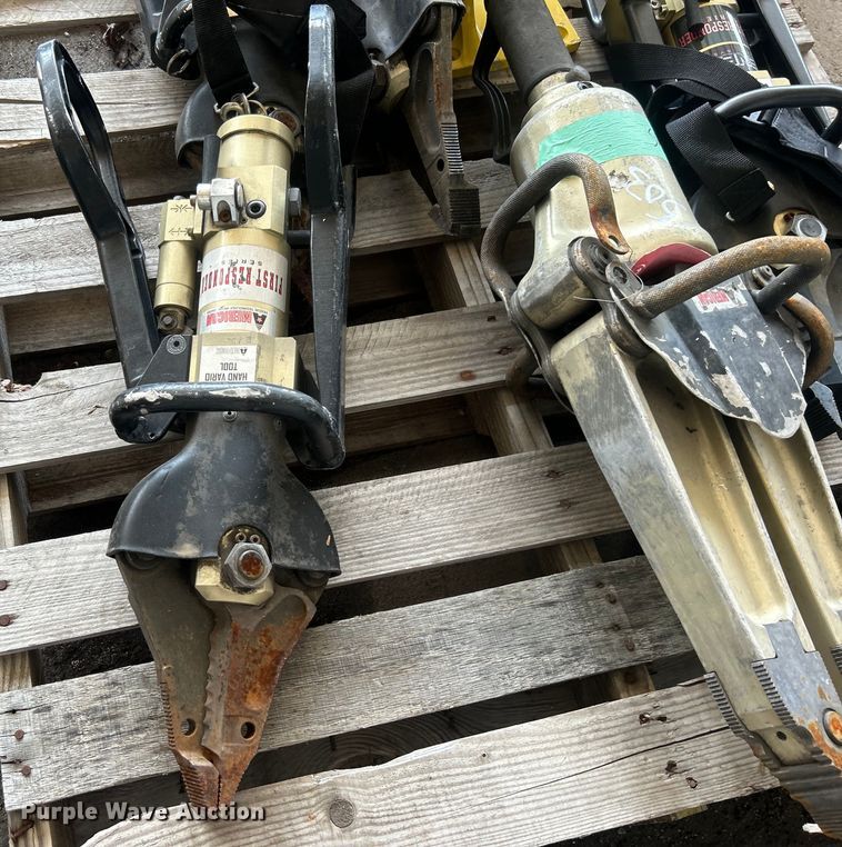 image for item EG0484 (5) American Genesis rescue tools