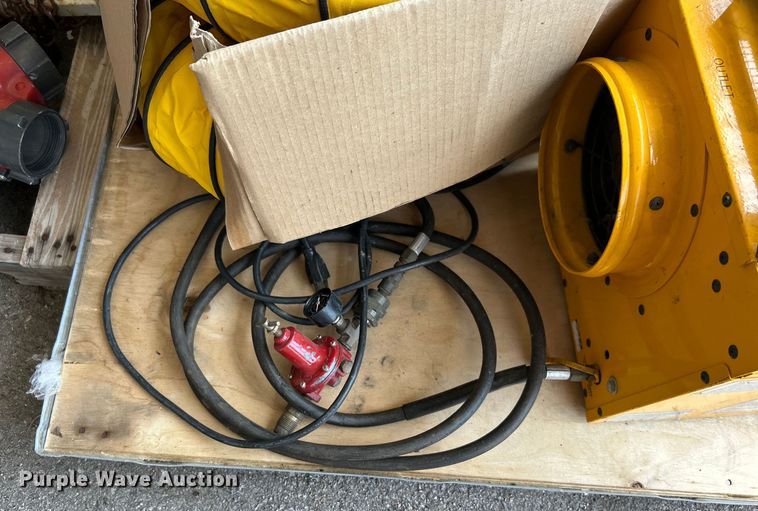 image for item EG0487 Pelsue 1690D heater