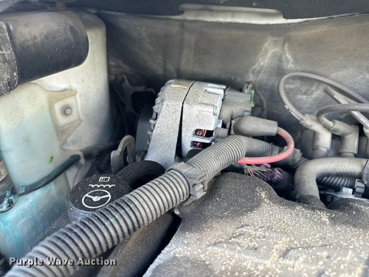 image for item EH6773 2005 El Dorado National handicap accessible van