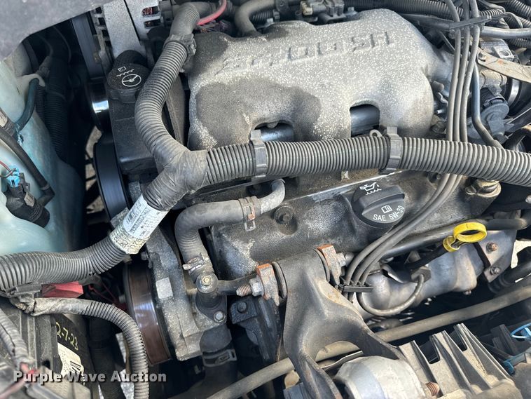 image for item EH6773 2005 El Dorado National handicap accessible van