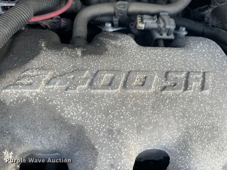 image for item EH6773 2005 El Dorado National handicap accessible van