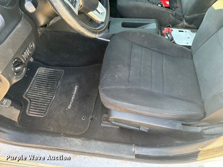 image for item EH6824 2013 Dodge  Charger Police 