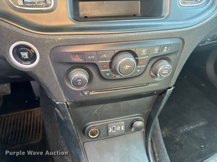 image for item EH6824 2013 Dodge  Charger Police 