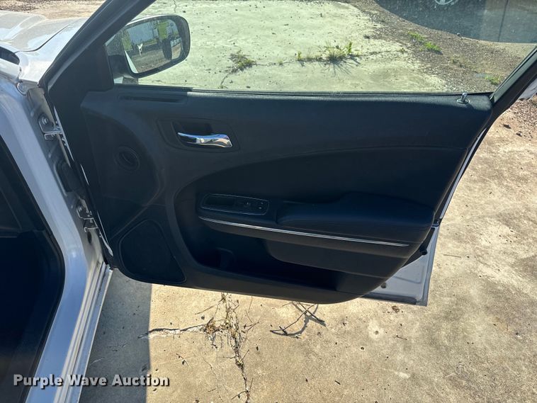 image for item EH6824 2013 Dodge  Charger Police 