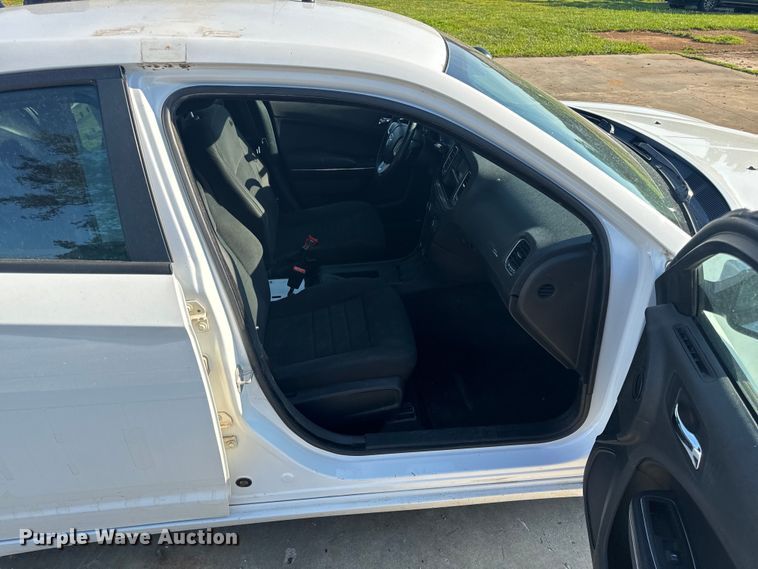 image for item EH6824 2013 Dodge  Charger Police 