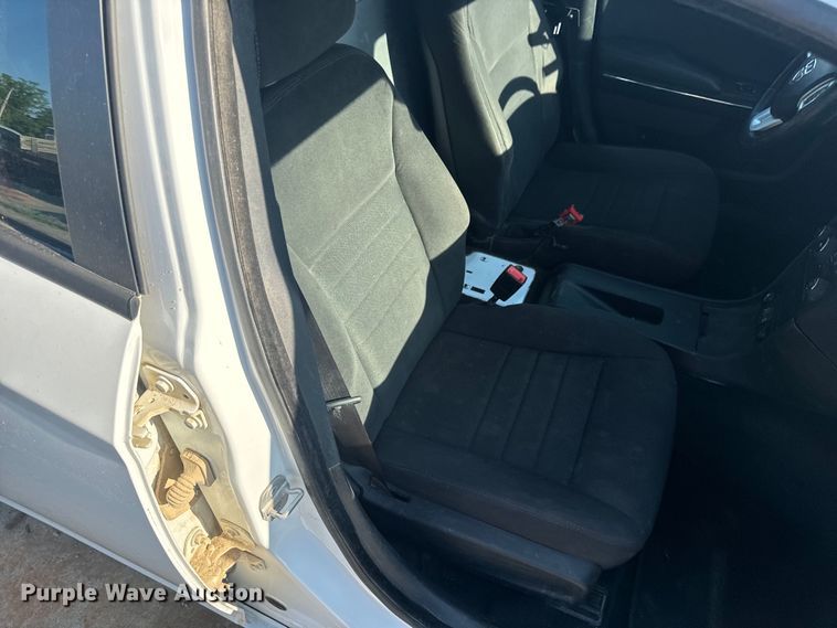 image for item EH6824 2013 Dodge  Charger Police 