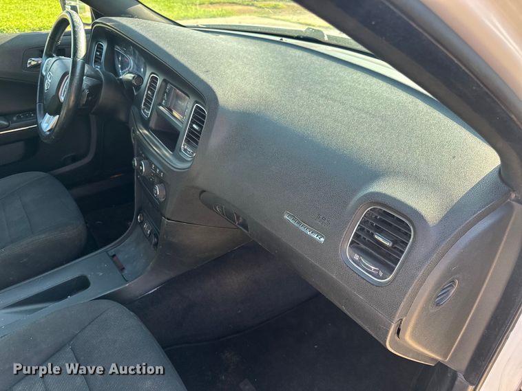 image for item EH6824 2013 Dodge  Charger Police 