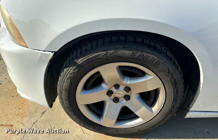 image for item EH6824 2013 Dodge  Charger Police 