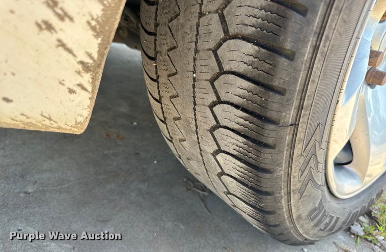 image for item EH6824 2013 Dodge  Charger Police 