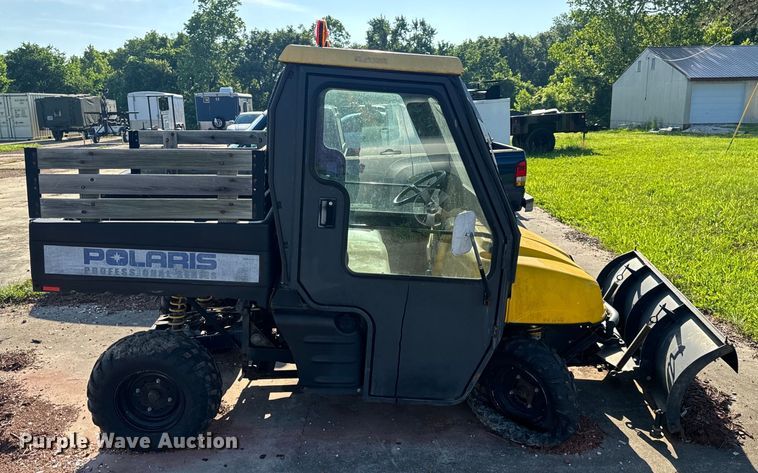 image for item EH6825 2002 Polaris Professional Series utility vehicle
