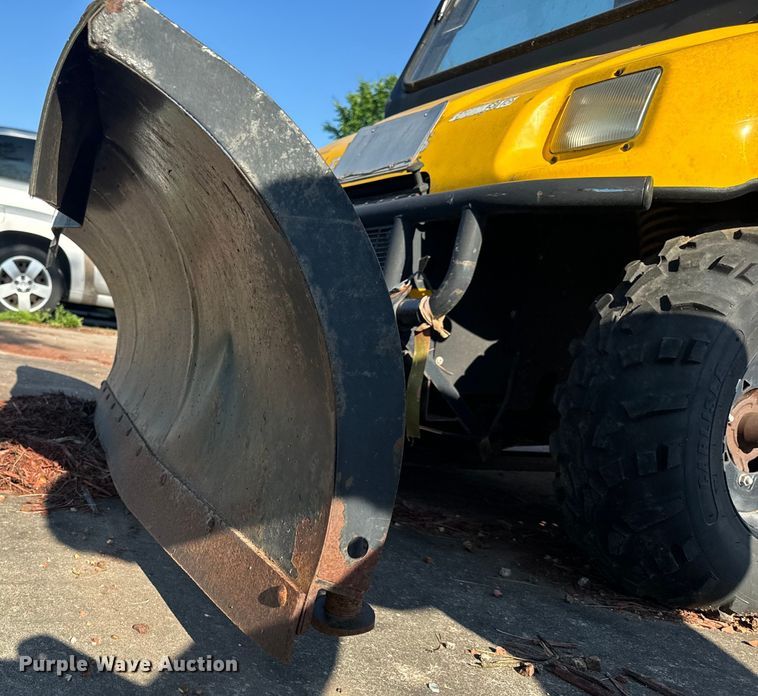 image for item EH6825 2002 Polaris Professional Series utility vehicle