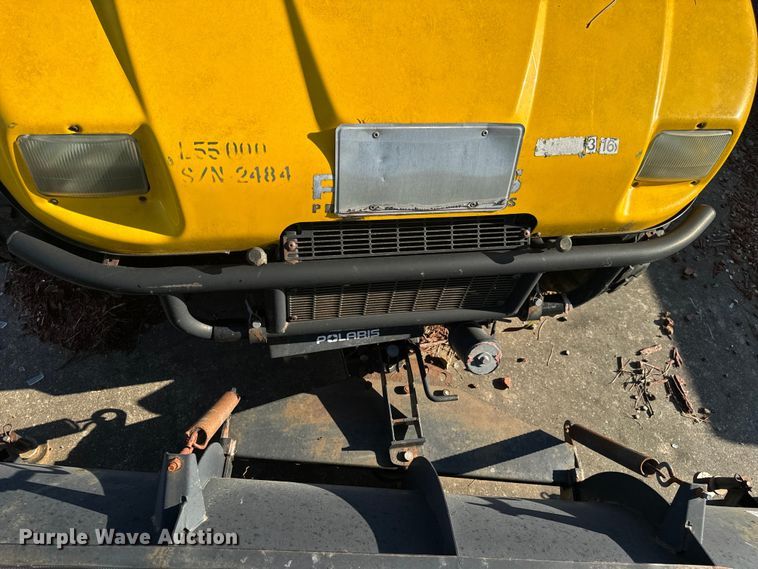 image for item EH6825 2002 Polaris Professional Series utility vehicle