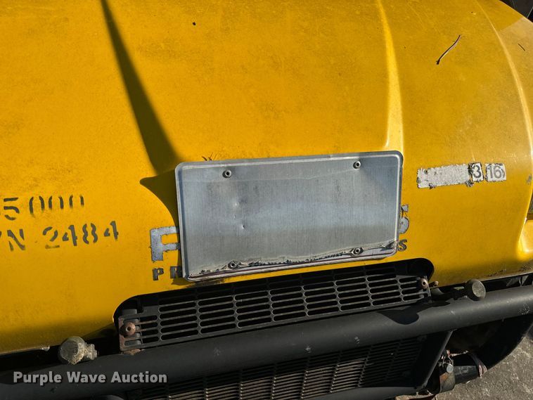 image for item EH6825 2002 Polaris Professional Series utility vehicle