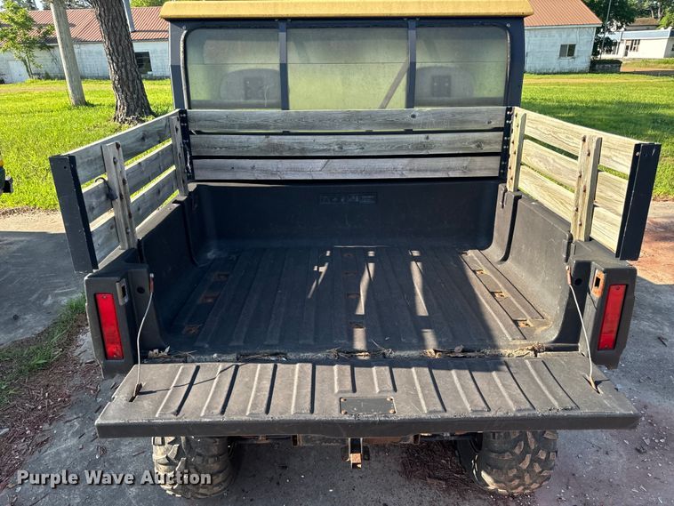 image for item EH6825 2002 Polaris Professional Series utility vehicle