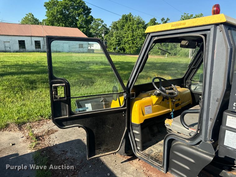 image for item EH6825 2002 Polaris Professional Series utility vehicle