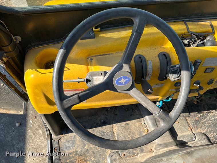 image for item EH6825 2002 Polaris Professional Series utility vehicle