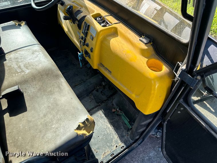 image for item EH6825 2002 Polaris Professional Series utility vehicle