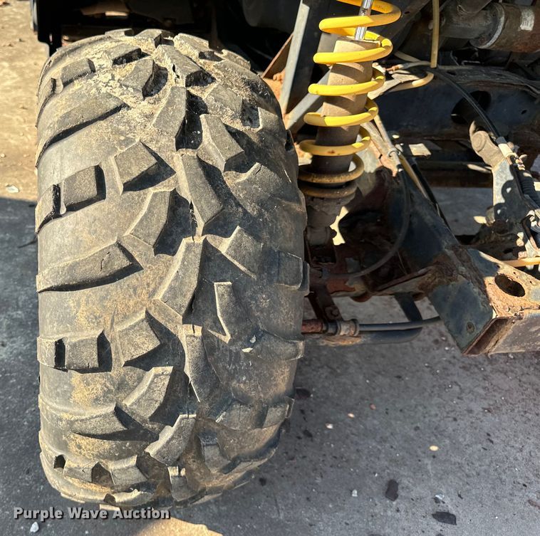 image for item EH6825 2002 Polaris Professional Series utility vehicle