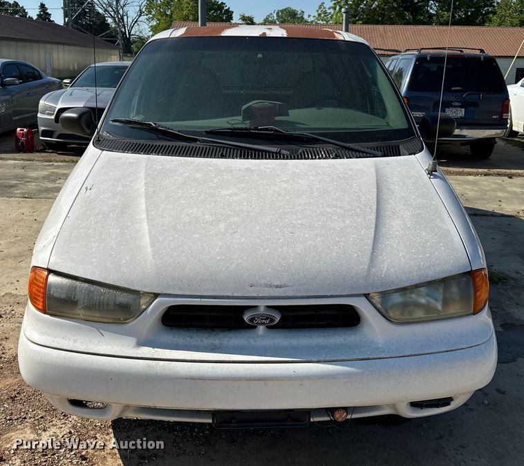 image for item EH6827 1998 Ford Windstar van