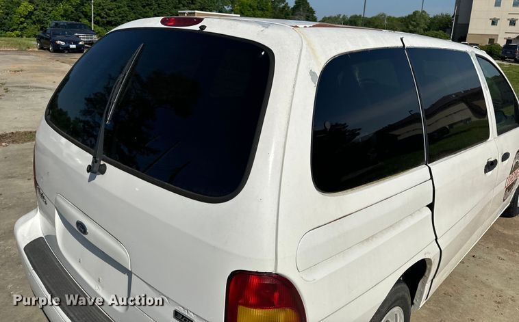 image for item EH6827 1998 Ford Windstar van