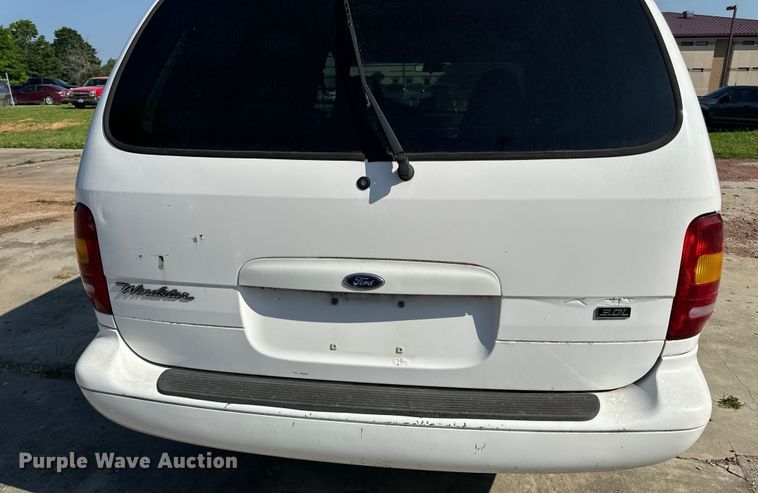 image for item EH6827 1998 Ford Windstar van