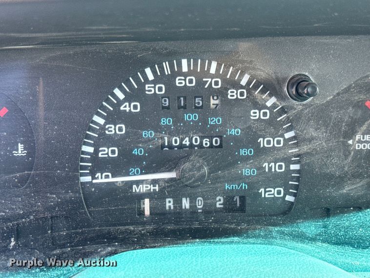 image for item EH6827 1998 Ford Windstar van