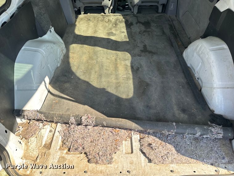 image for item EH6827 1998 Ford Windstar van